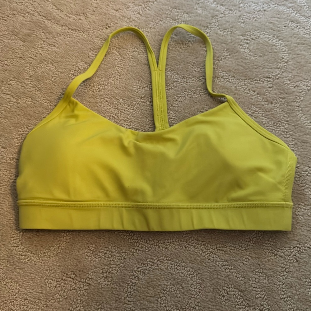 Lululemon Flow Y Nulu sports bra
